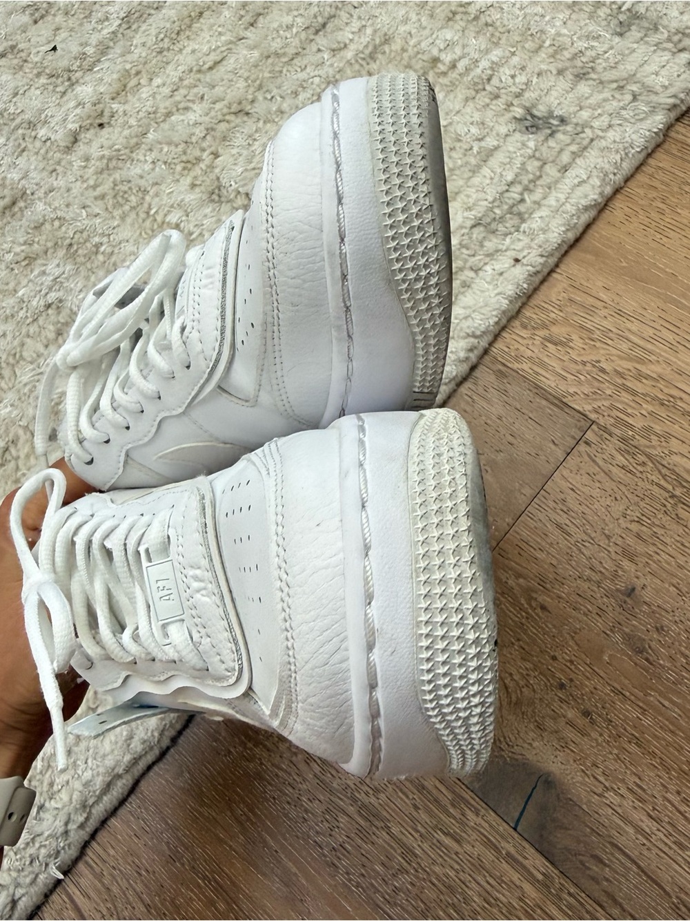 Nike AF1 White Leather Low-Top Sneakers with Swoosh Size 9 Women’s - Picture 5 of 8